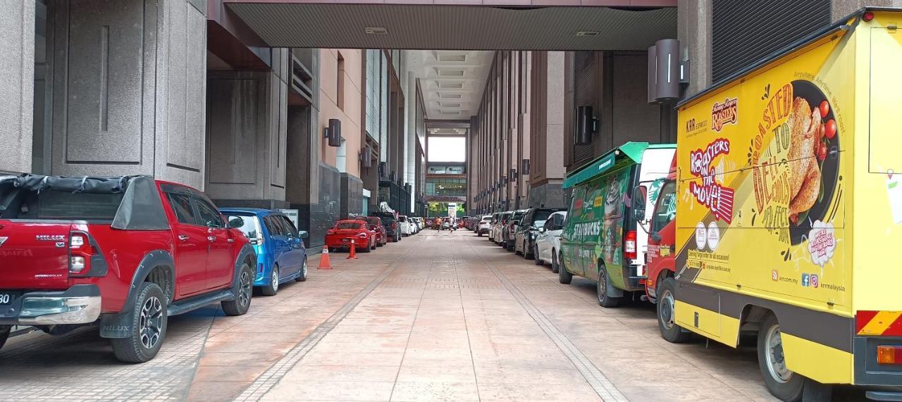 Plaza Apartment At Berjaya Times Square Kl Kuala Lumpur Buitenkant foto